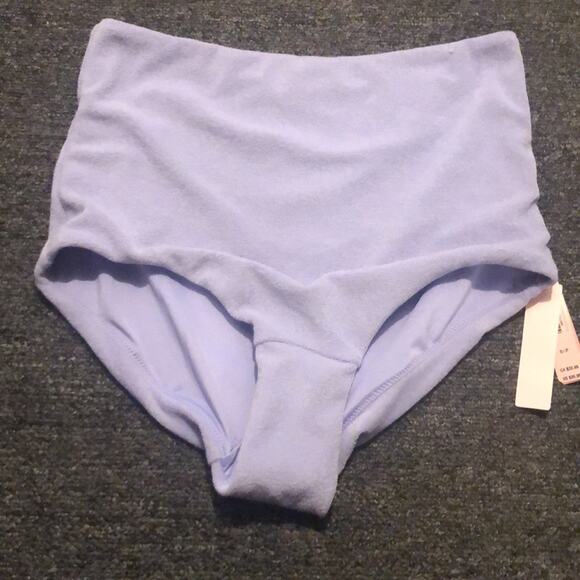 Victoria's Secret Terry Cloth Lavender Purple Underwire Bikini Size 32C & Small - Picture 4 of 7